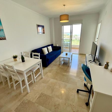 Top Sea View Apartment - 7 Minutes To Sotogrande Castillo de Sabinillas Zewnętrze zdjęcie